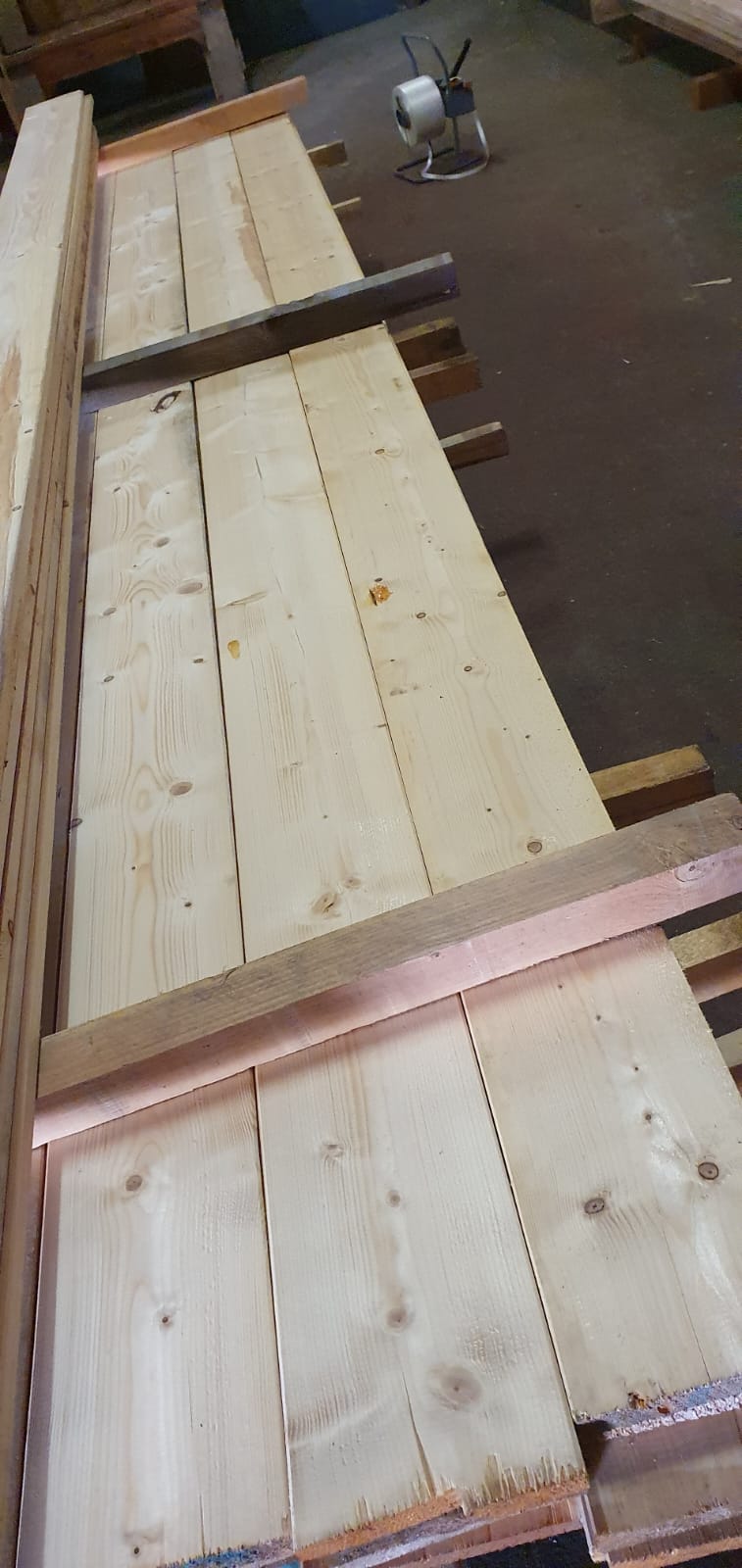 Fichte Glattkant 25 x 185 mm